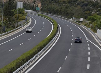 Η ΠΑΘΕ έχασε τους μισούς ταξιδιώτες  Η ΠΑΘΕ έχασε τους μισούς ταξιδιώτες
