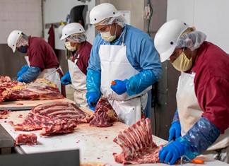 Ούτε η αγορά κρέατος βρίσκει εργατικό προσωπικό