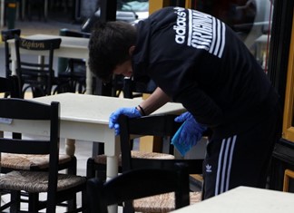 Τα καταστήματα ετοιμάζονται - αγώνας δρόμου για το κεφάλαιο κίνησης Τα καταστήματα ετοιμάζονται - αγώνας δρόμου για το κεφάλαιο κίνησης