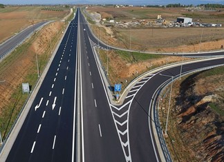 Ταμείο Ανάκαμψης: Στο παρά ένα γλύτωσε ο Ε65 Ταμείο Ανάκαμψης: Στο παρά ένα γλύτωσε ο Ε65