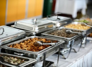 Σίτιση μεταναστών: Ποιοι μένουν στην κούρσα των 800 εκ. ευρώ Σίτιση μεταναστών: Ποιοι μένουν στην κούρσα των 800 εκ. ευρώ