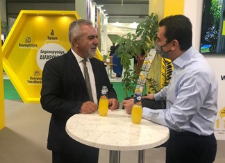 Τα είπαν πίνοντας Κλιάφα Τα είπαν πίνοντας Κλιάφα