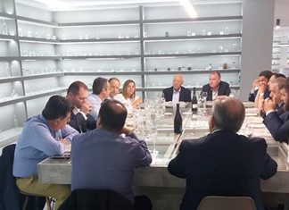 Γεύμα Θεσσαλών επιχειρηματιών στην Αθήνα με τον πρόεδρο της Νέας Δημοκρατίας Γεύμα Θεσσαλών επιχειρηματιών στην Αθήνα με τον πρόεδρο της Νέας Δημοκρατίας