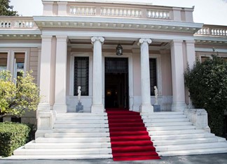 ΤΟ ΒΗΜΑ στόχευσε στην καρδιά του Μεγάρου Μαξίμου ΤΟ ΒΗΜΑ στόχευσε στην καρδιά του Μεγάρου Μαξίμου