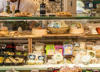 Σε 11 χρόνια έκλεισαν 2.286 παντοπωλεία Σε 11 χρόνια έκλεισαν 2.286 παντοπωλεία