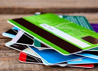 Τι αλλάζει στις πληρωμές με κάρτες από σήμερα
