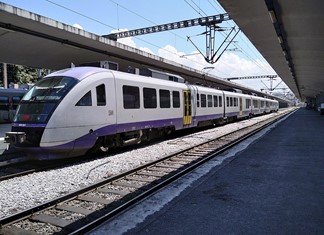 Το τρένο πήγε στον Παλαιοφάρσαλο για να ...στρίψει Το τρένο πήγε στον Παλαιοφάρσαλο για να ...στρίψει