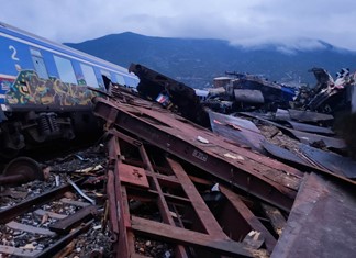 Το τρένο και ο φόρος αίματος Το τρένο και ο φόρος αίματος