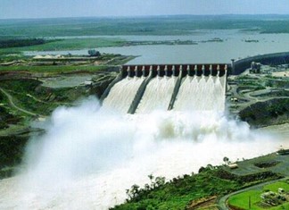 Τρία σχήματα στη β΄φάση για το Φράγμα Ενιπέα Τρία σχήματα στη β΄φάση για το Φράγμα Ενιπέα