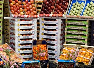 Εμπάργκο Ρώσων φοβούνται τώρα οι φρουτέμποροι Εμπάργκο Ρώσων φοβούνται τώρα οι φρουτέμποροι