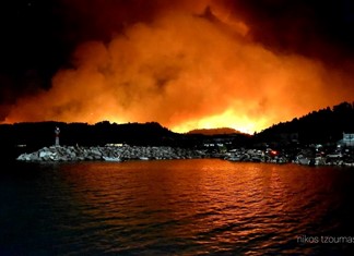Δήμος Σκιάθου και φορείς στο πλευρό των πυρόπληκτων της Εύβοιας