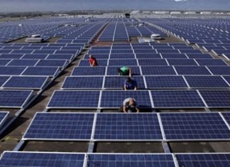 Μπαίνει "κόφτης" στα έργα ΑΠΕ Μπαίνει "κόφτης" στα έργα ΑΠΕ