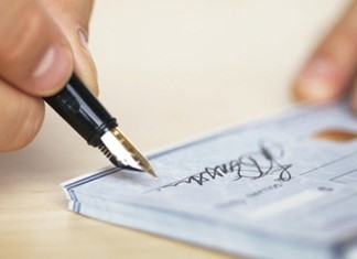 Φυλάκιση έξι ετών σε Λαρισαίο για φέσι 250.000 ευρώ με επιταγές σε Τρικαλινό μηχανικό Φυλάκιση έξι ετών σε Λαρισαίο για φέσι 250.000 ευρώ με επιταγές σε Τρικαλινό μηχανικό