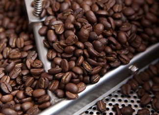 Καφές: Μεγάλη πτώση στη χονδρική τιμή