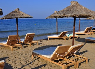 Δέκα χιλιάδες άδειες κλίνες στους Νέους Πόρους Δέκα χιλιάδες άδειες κλίνες στους Νέους Πόρους