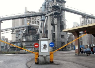 Αγοραστός για ΑΓΕΤ: Δεν θέλουμε να κλείνουμε εργοστάσια αλλά ούτε σπίτια Αγοραστός για ΑΓΕΤ: Δεν θέλουμε να κλείνουμε εργοστάσια αλλά ούτε σπίτια