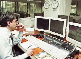 Reuters: Η Ελλάδα βγαίνει στις αγορές τον Ιούλιο Reuters: Η Ελλάδα βγαίνει στις αγορές τον Ιούλιο