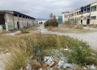 Βόλος: Ο ΟΑΕΔ κληρονόμησε την παλιά Βαμβακουργία και δεν μπορεί ούτε να τη φράξει Βόλος: Ο ΟΑΕΔ κληρονόμησε την παλιά Βαμβακουργία και δεν μπορεί ούτε να τη φράξει