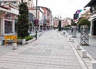 H Cosmote ξεκινά εργασίες για τους έξυπνους πεζόδρομους στη Λάρισα H Cosmote ξεκινά εργασίες για τους έξυπνους πεζόδρομους στη Λάρισα