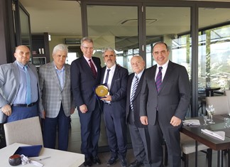 Συνάντηση του Αμερικανού πρέσβη με επιχειρηματίες των Τρικάλων Συνάντηση του Αμερικανού πρέσβη με επιχειρηματίες των Τρικάλων