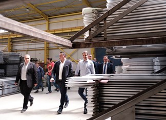 Τις εγκαταστάσεις της Εxalco επισκέφτηκε στη Λάρισα ο Κυριάκος Μητσοτάκης Τις εγκαταστάσεις της Εxalco επισκέφτηκε στη Λάρισα ο Κυριάκος Μητσοτάκης