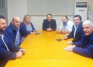 O Xρήστος Μπλουγούρας ξανά πρόεδρος στον Εμπορικό Σύλλογο Τρικάλων O Xρήστος Μπλουγούρας ξανά πρόεδρος στον Εμπορικό Σύλλογο Τρικάλων