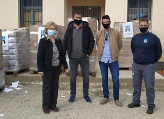 Καρδίτσα: Μεγάλη δωρεά τροφίμων στους πλημμυροπαθείς από την θεσσαλική βιομηχανία «3π» Καρδίτσα: Μεγάλη δωρεά τροφίμων στους πλημμυροπαθείς από την θεσσαλική βιομηχανία «3π»