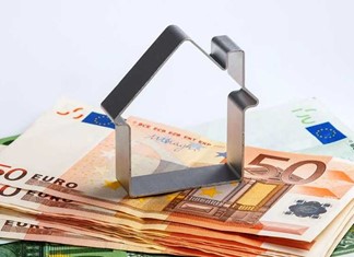 Πάγωμα επιτοκίων υπό τον φόβο νέων κόκκινων δανείων Πάγωμα επιτοκίων υπό τον φόβο νέων κόκκινων δανείων