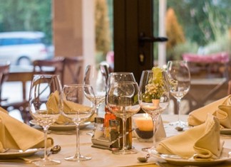 Η φορολογία πρώτο θέμα στο γεύμα των επιχειρηματικών με την Μέρκελ Η φορολογία πρώτο θέμα στο γεύμα των επιχειρηματικών με την Μέρκελ