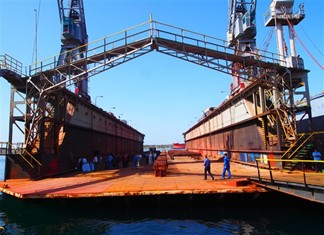 "Η ναυπηγοεπισκευαστική ζώνη θα φέρει θέσεις εργασίας στον Βόλο" "Η ναυπηγοεπισκευαστική ζώνη θα φέρει θέσεις εργασίας στον Βόλο"