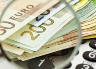 «Μπλόκο» στις ελληνικές καταθέσεις σε 58 χώρες «Μπλόκο» στις ελληνικές καταθέσεις σε 58 χώρες