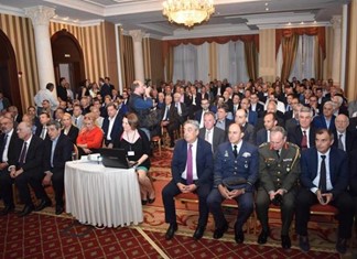 ΣΘΕΒ: Χωρίς επενδύσεις δεν υπάρχει διέξοδος ΣΘΕΒ: Χωρίς επενδύσεις δεν υπάρχει διέξοδος