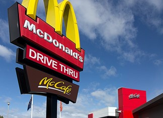 Το πρώτο Drive Thru στην επαρχία ετοιμάζει η MacDonald’s στη Λάρισα Το πρώτο Drive Thru στην επαρχία ετοιμάζει η MacDonald’s στη Λάρισα