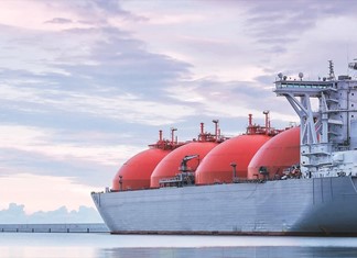 Ελληνική επιτάχυνση για περισσότερο LNG και ΑΠΕ Ελληνική επιτάχυνση για περισσότερο LNG και ΑΠΕ
