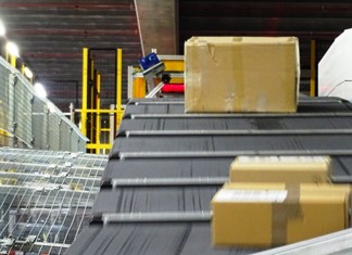 Στις ταχυμεταφορές μπαίνει ο όμιλος Μαρινάκη Στις ταχυμεταφορές μπαίνει ο όμιλος Μαρινάκη