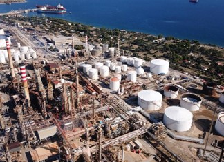 Έκτακτη εισφορά σε ΕΛΠΕ και Motor Oil προτείνει η Ε.Ε.  Έκτακτη εισφορά σε ΕΛΠΕ και Motor Oil προτείνει η Ε.Ε.