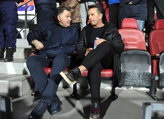 "Μυστήριο" για το ύψος του τιμήματος πώλησης της ΠΑΕ ΑΕΛ "Μυστήριο" για το ύψος του τιμήματος πώλησης της ΠΑΕ ΑΕΛ