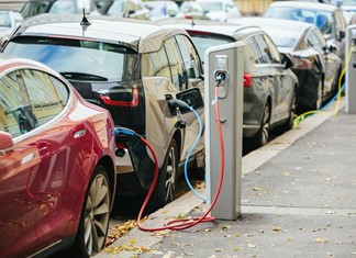 Υπεγράφη το θεσμικό πλαίσιο για τα σημεία φόρτισης ΙΧ Υπεγράφη το θεσμικό πλαίσιο για τα σημεία φόρτισης ΙΧ