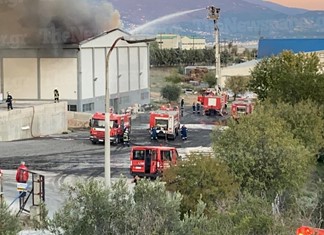 Κάηκαν αποθήκες λαδιού και βιοντίζελ στην Β΄ΒΙΠΕ Βόλου