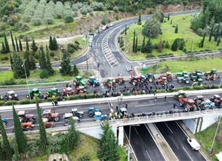 Μεγάλη η ζημιά στα τουριστικά καταλύματα της Θεσσαλίας Μεγάλη η ζημιά στα τουριστικά καταλύματα της Θεσσαλίας