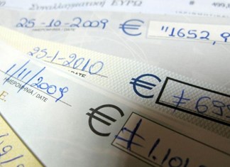 Εκτός ελέγχου οι ακάλυπτες επιταγές Εκτός ελέγχου οι ακάλυπτες επιταγές