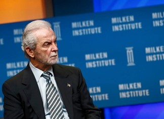 Από το μπακάλικο, στα 20 δισ $ - Ποιος είναι ο Τ. Κάλαμος Από το μπακάλικο, στα 20 δισ $ - Ποιος είναι ο Τ. Κάλαμος