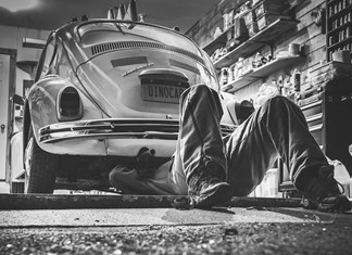 TA KTEO της Σκιάθου και των τραπεζών ο τάραχος TA KTEO της Σκιάθου και των τραπεζών ο τάραχος