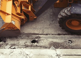 Οι όμηροι του καρτέλ των κατασκευών Οι όμηροι του καρτέλ των κατασκευών