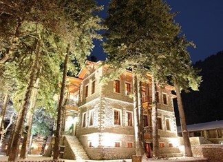 Στο σφυρί το αρχοντικό Χατζηγάκη στο Περτούλι Στο σφυρί το αρχοντικό Χατζηγάκη στο Περτούλι