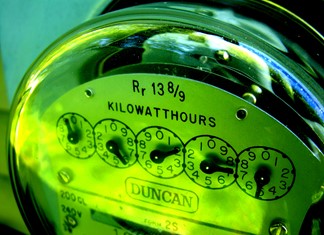 Η βιομηχανία ζητεί από τη ΔΕΗ ίδιες εκπτώσεις με την «Αλουμίνιον» Η βιομηχανία ζητεί από τη ΔΕΗ ίδιες εκπτώσεις με την «Αλουμίνιον»