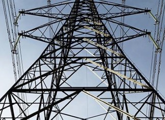 Μαίνεται ο ακήρυχτος «πόλεμος» ΔΕΗ - Φωτοβολταϊκών στην ενεργειακή αγορά Μαίνεται ο ακήρυχτος «πόλεμος» ΔΕΗ - Φωτοβολταϊκών στην ενεργειακή αγορά