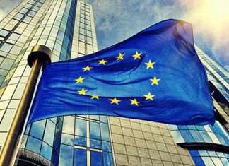 Καμπανάκι Κομισιόν για το Ταμείο Ανάκαμψης Καμπανάκι Κομισιόν για το Ταμείο Ανάκαμψης