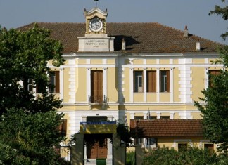 Αναβαθμίζεται σε πρότυπο εκπαιδευτικό κέντρο η Αβερώφειος Σχολή Λάρισας Αναβαθμίζεται σε πρότυπο εκπαιδευτικό κέντρο η Αβερώφειος Σχολή Λάρισας