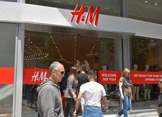Εγκαινιάστηκε το εξαώροφο H&M στην Λάρισα Εγκαινιάστηκε το εξαώροφο H&M στην Λάρισα